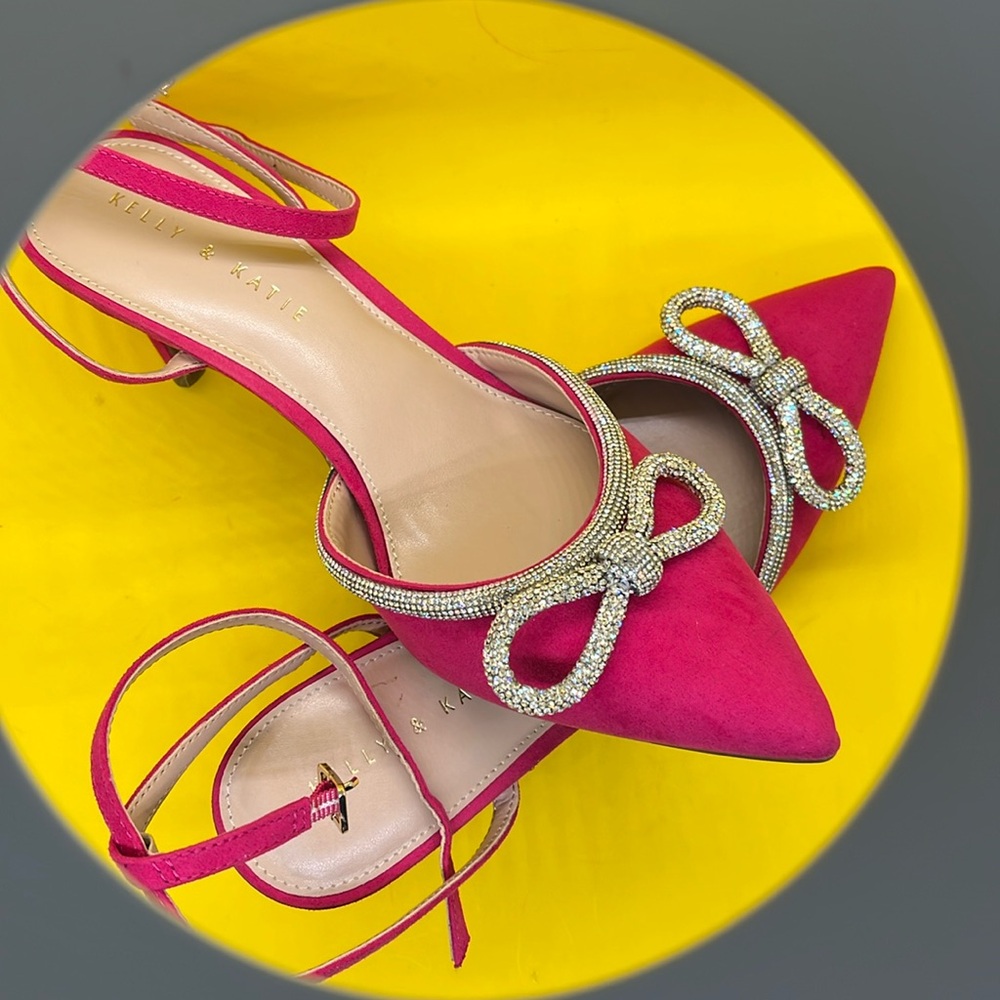 Kelley & Katie Sz 10 suede 3 in. heels fuchsia excellent, blingie silver accents